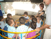 学生の体験学習先：バンギンゲオ孤児院（チェンマイ市内）